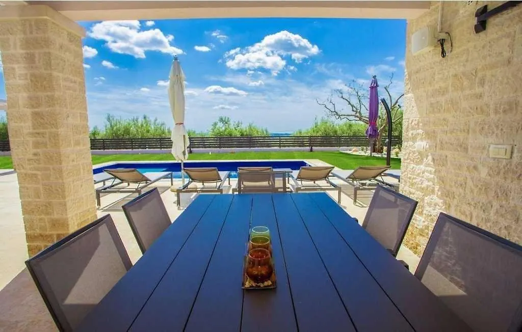 Villa Nikolas By Aneo Travel Kastelir