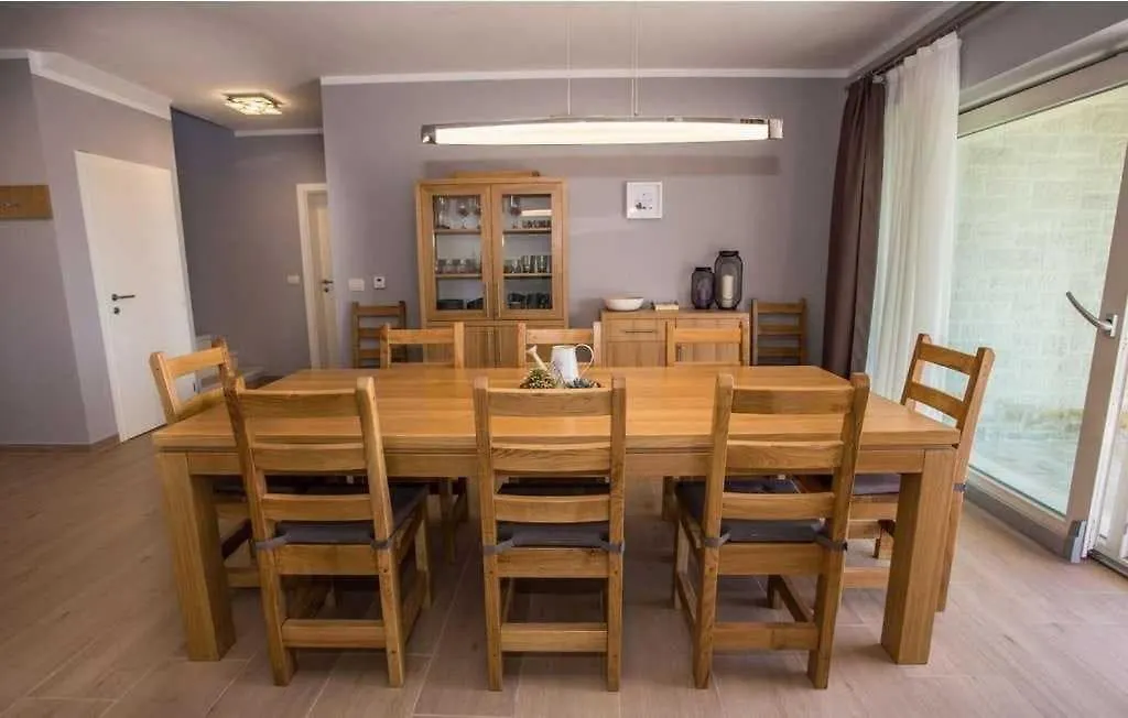 Villa Nikolas By Aneo Travel Kastelir Croatia