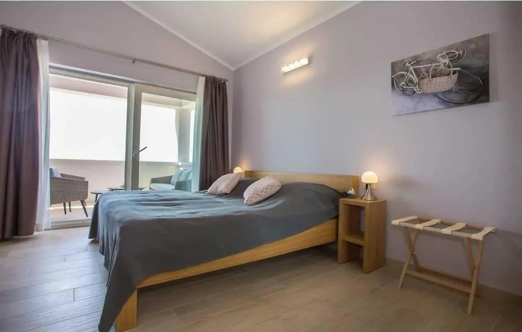Villa Nikolas By Aneo Travel Kastelir