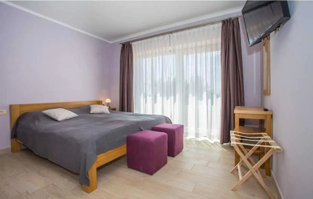 Villa Nikolas By Aneo Travel Kastelir
