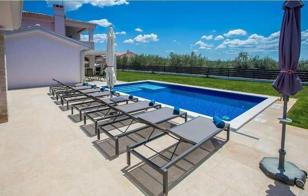 Villa Nikolas By Aneo Travel Kastelir Croatia